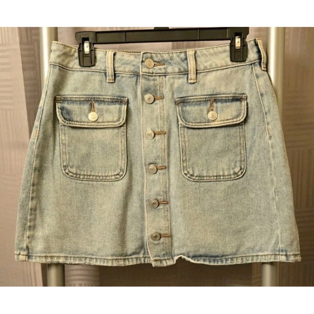 Pacsun Women's Denim Button Mini Skirt Size 26x14.5 Blue Front Pockets‎